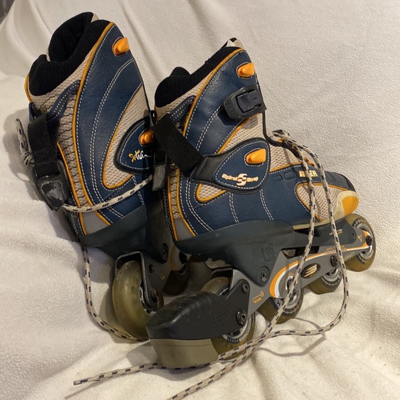 Rollerblades - Picture 3 of 3